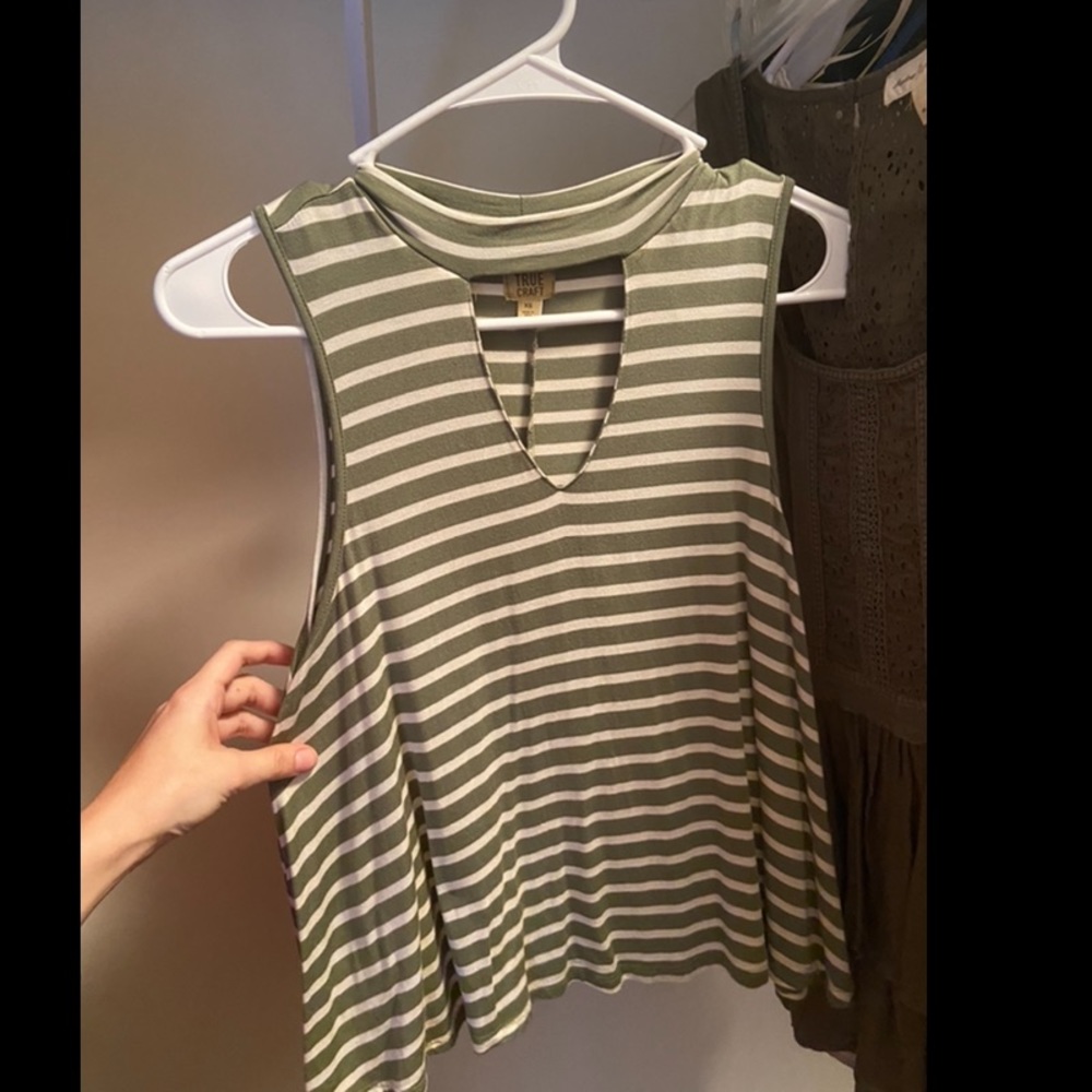 cutout green top